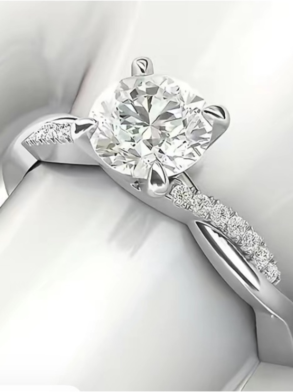 Infinity Band Moissanite Ring: A Circle of Light, A Promise of Forever!